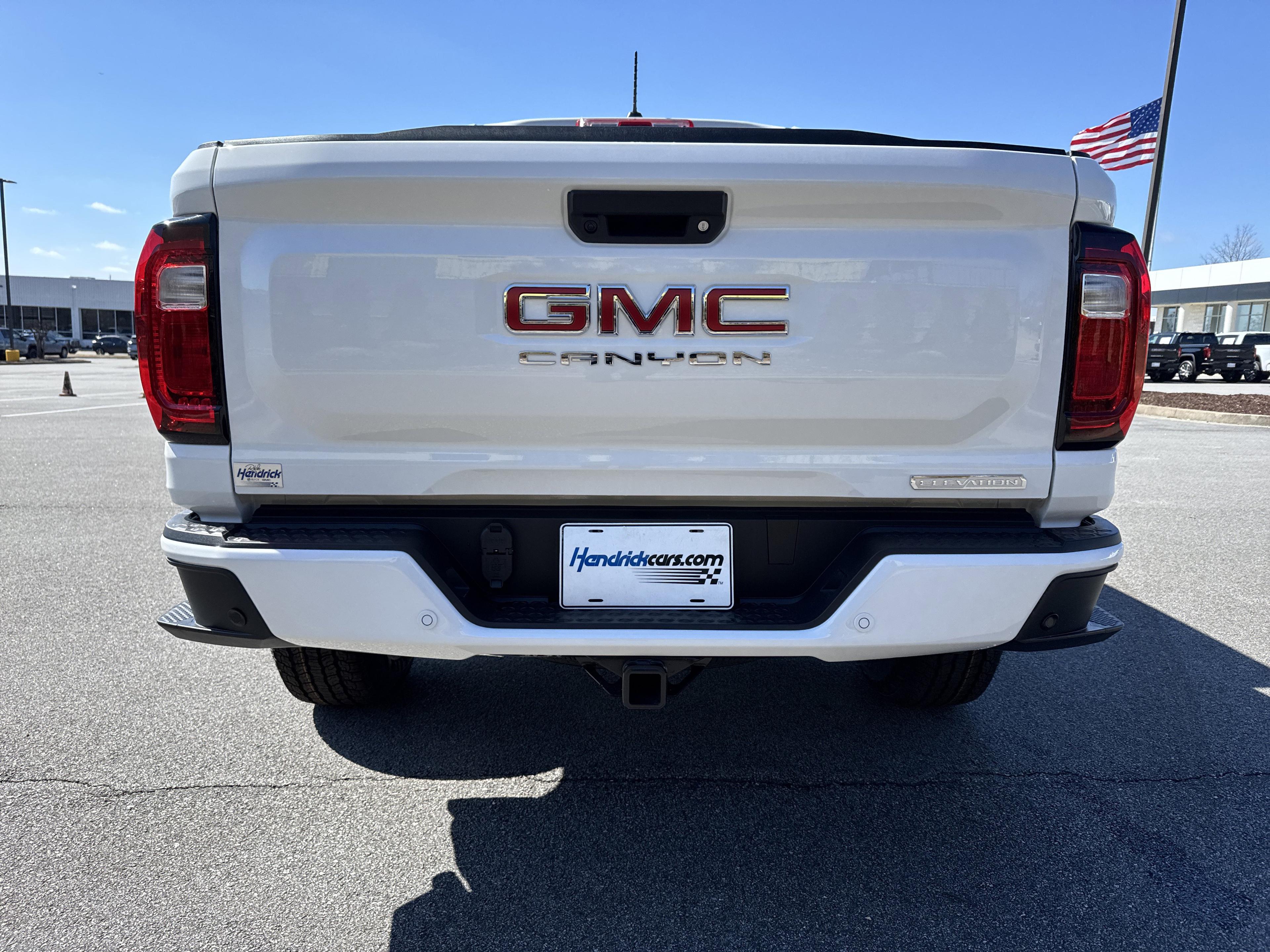 GMC Canyon Elevation Four Wheel Drive Crew Cab - Thumbnail 8