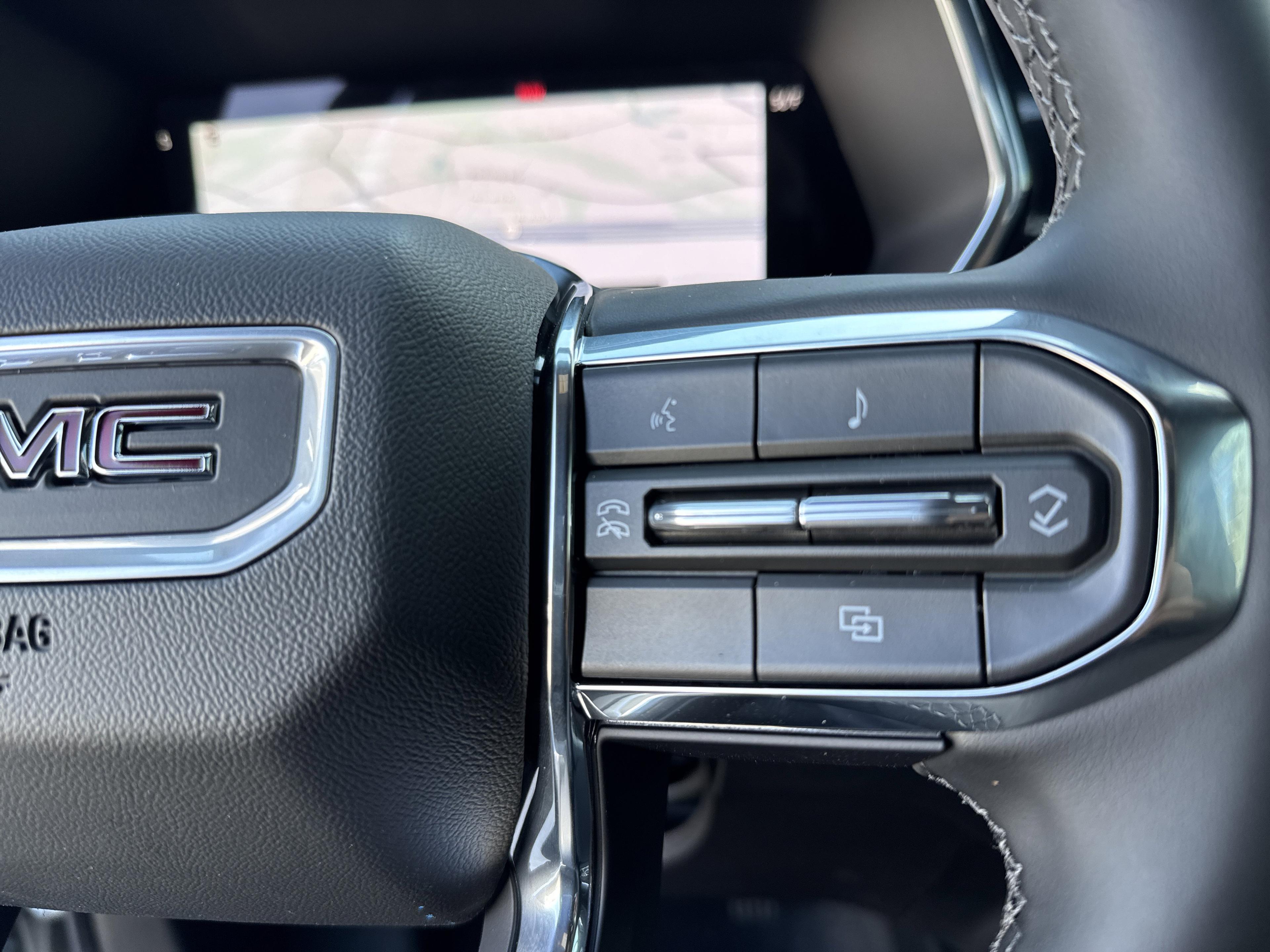 GMC Canyon Elevation Four Wheel Drive Crew Cab - Thumbnail 18