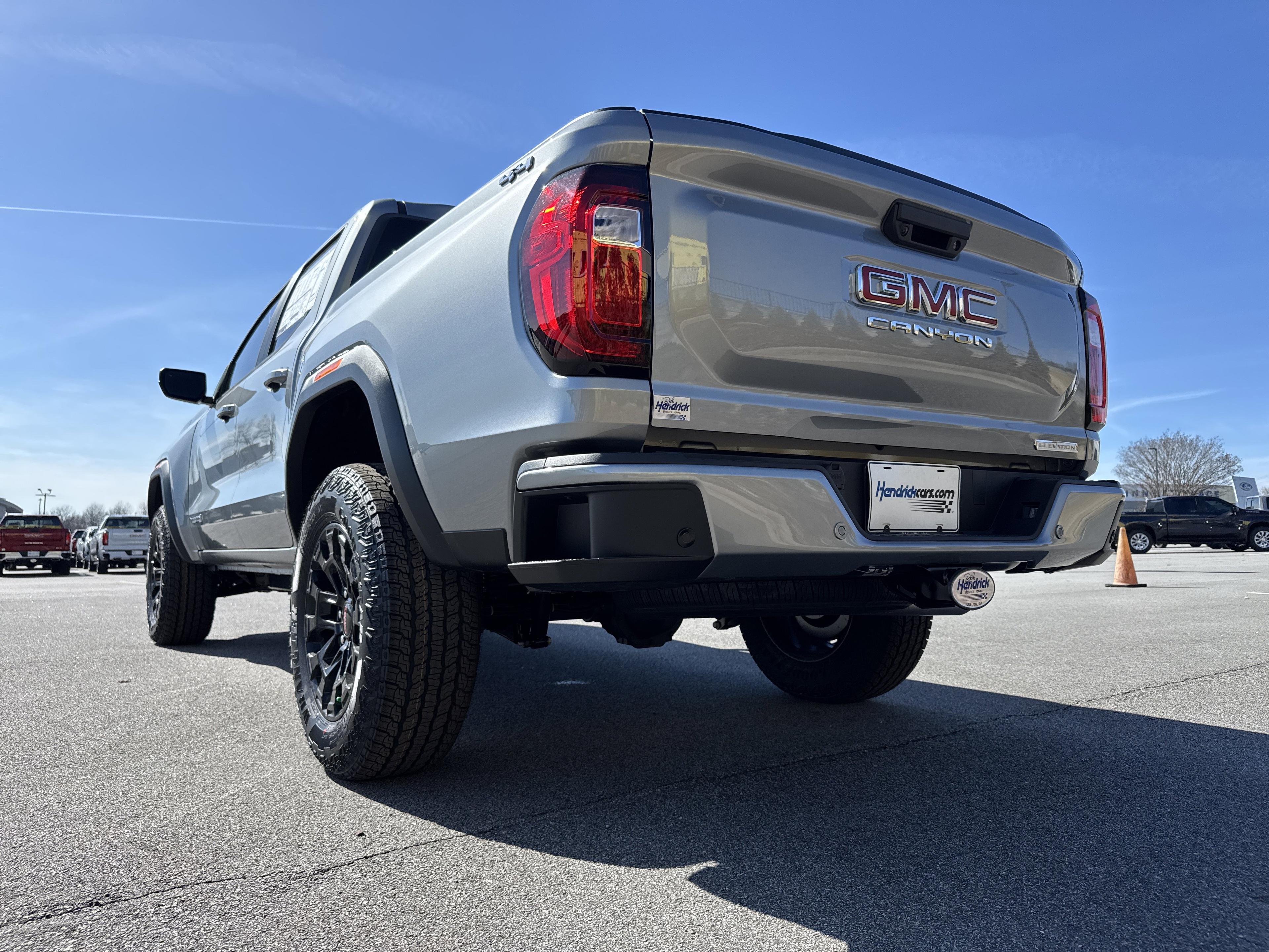 GMC Canyon Elevation Four Wheel Drive Crew Cab - Thumbnail 7