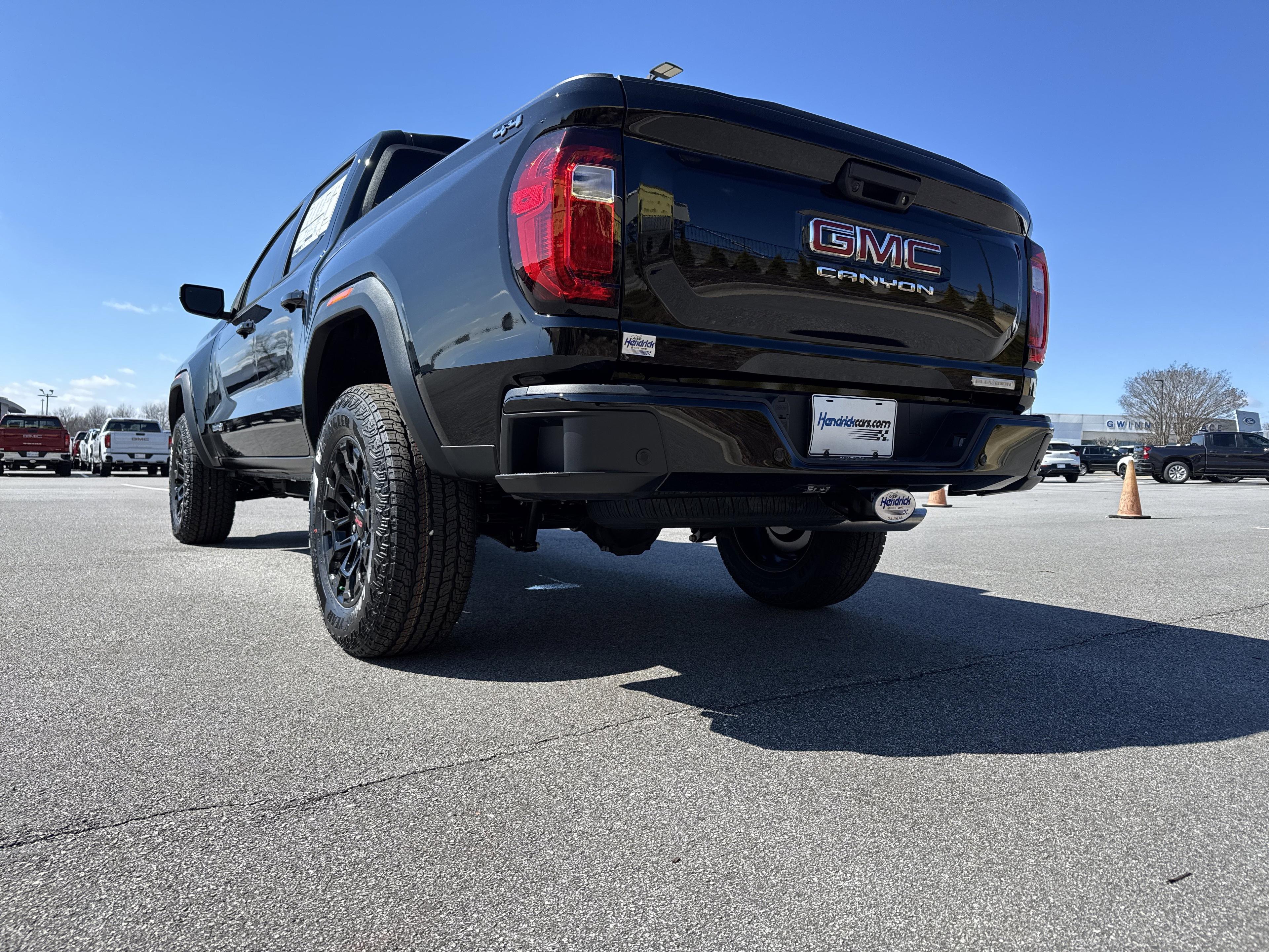 GMC Canyon Elevation Four Wheel Drive Crew Cab - Thumbnail 7