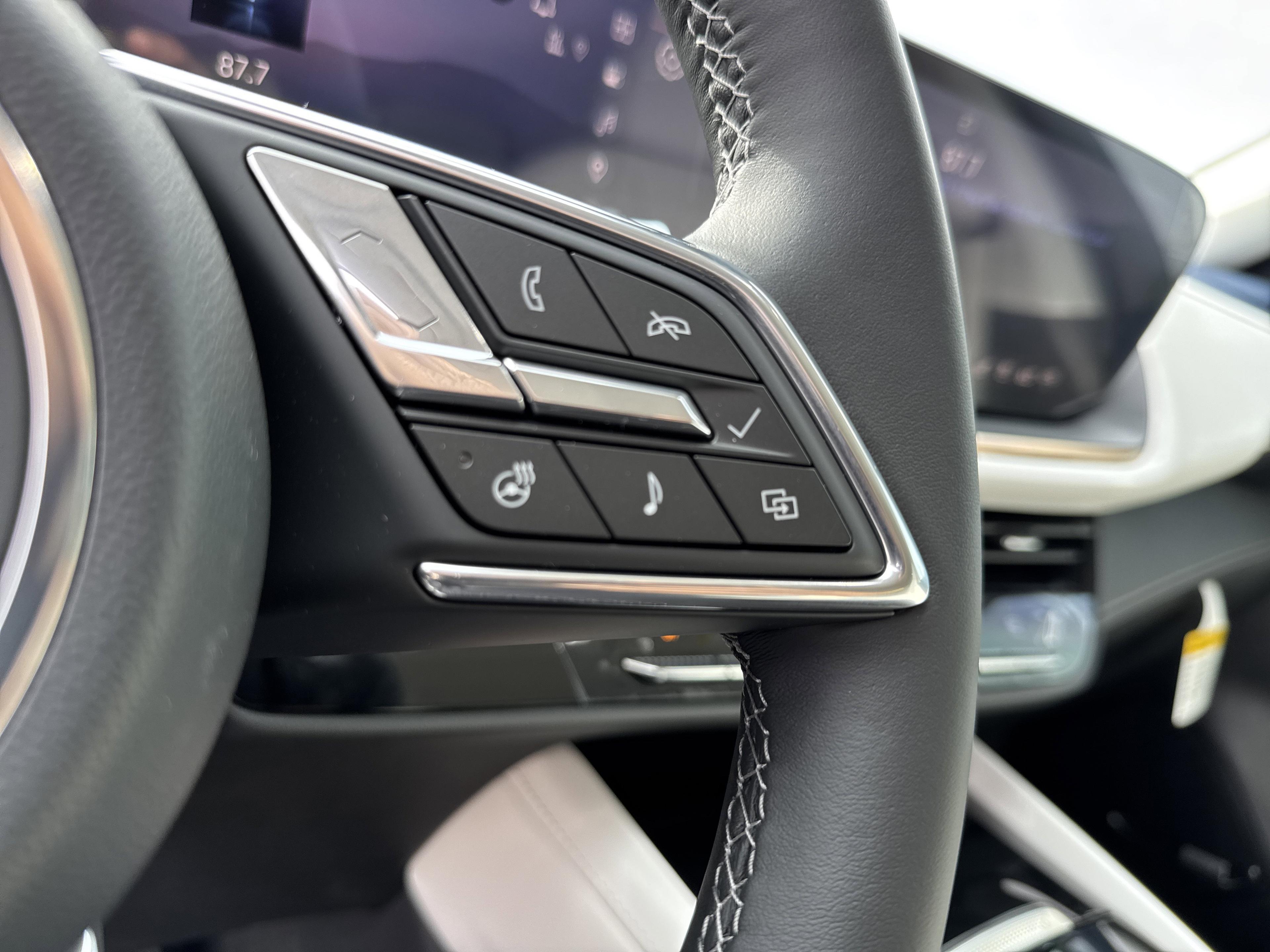 Buick Envision Avenir All Wheel Drive Suv - Thumbnail 18