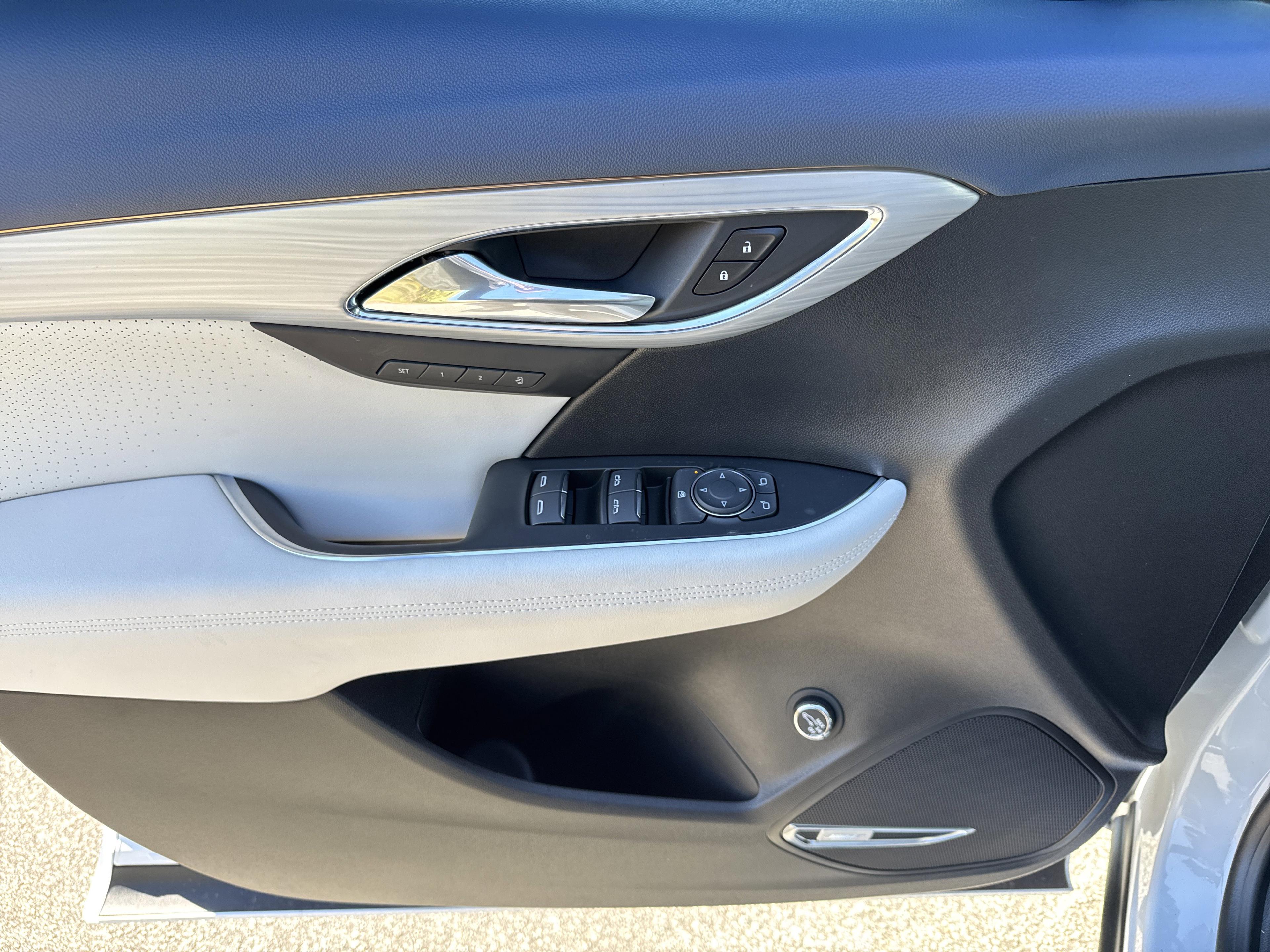 Buick Envision Avenir All Wheel Drive Suv - Thumbnail 13