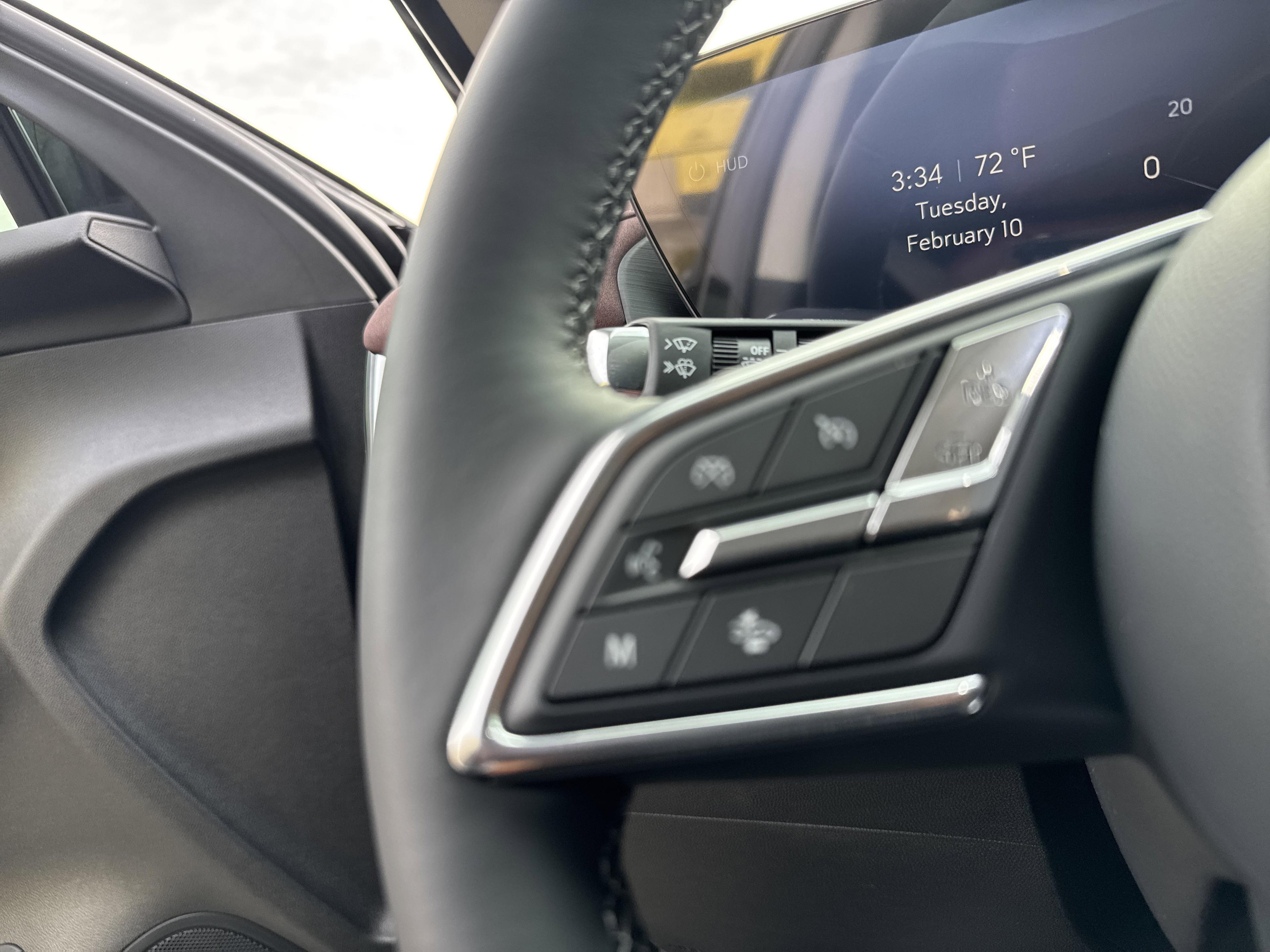 Buick Envision Sport Touring All Wheel Drive Suv - Thumbnail 17