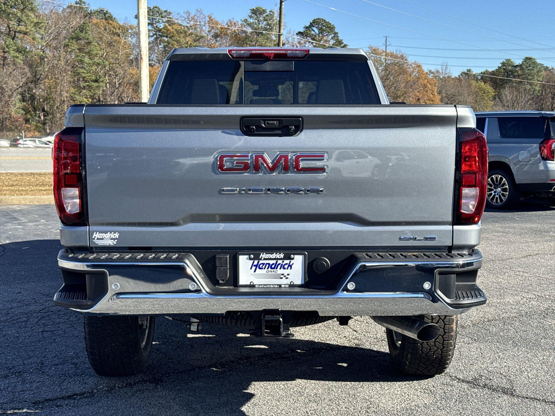 GMC Sierra 2500 Hd Sle Four Wheel Drive Double Cab - Thumbnail 8