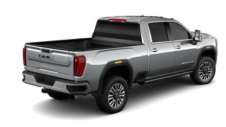 GMC Sierra 2500 Hd Denali Ultimate Four Wheel Drive Crew Cab - Thumbnail 4