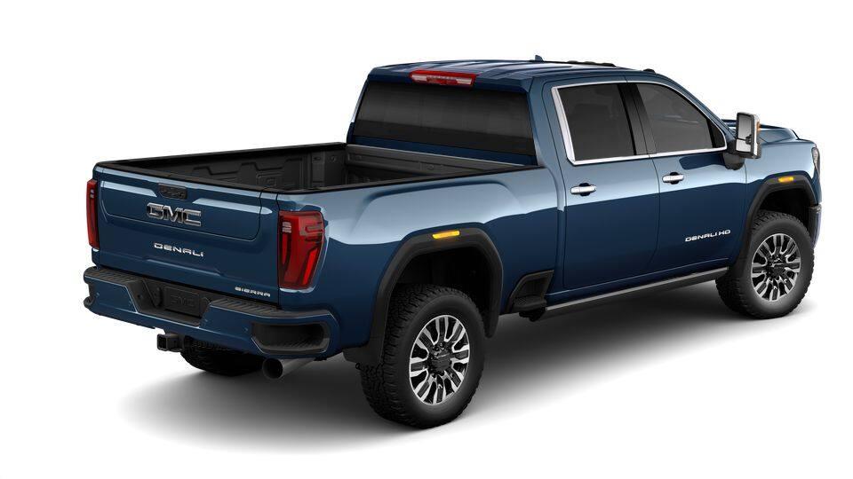 GMC Sierra 2500 Hd Denali Ultimate Four Wheel Drive Crew Cab - Thumbnail 19
