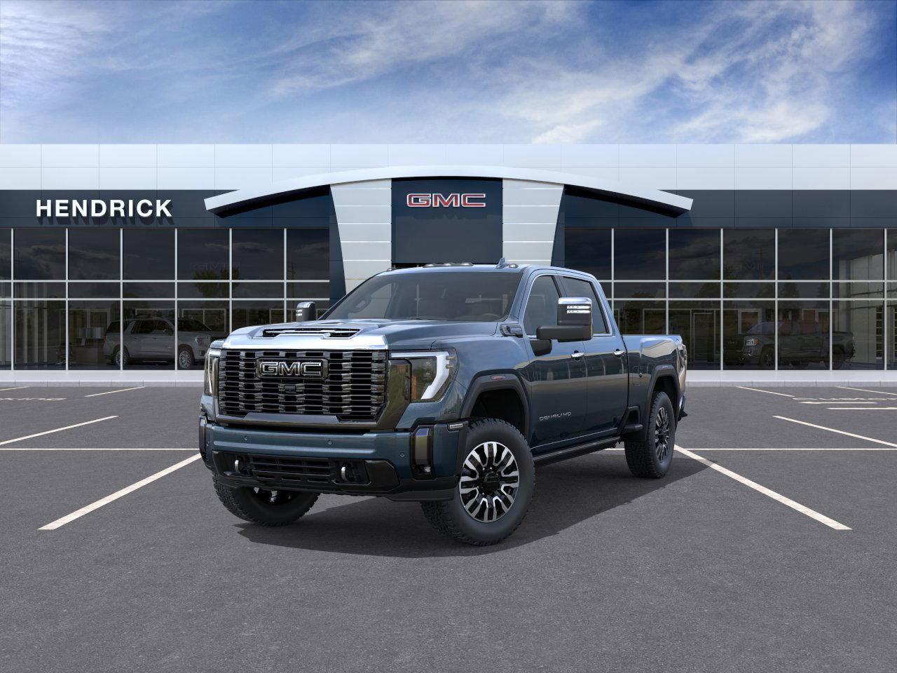 GMC Sierra 2500 Hd Denali Ultimate Four Wheel Drive Crew Cab - Thumbnail 4