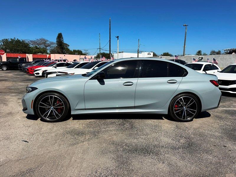 BMW 3 Series 330I Xdrive - Thumbnail 9