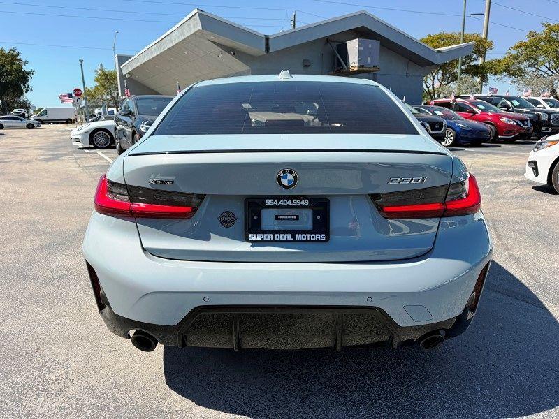 BMW 3 Series 330I Xdrive - Thumbnail 7
