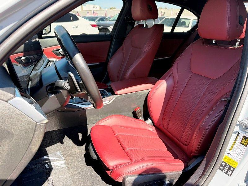 BMW 3 Series 330I Xdrive - Thumbnail 14