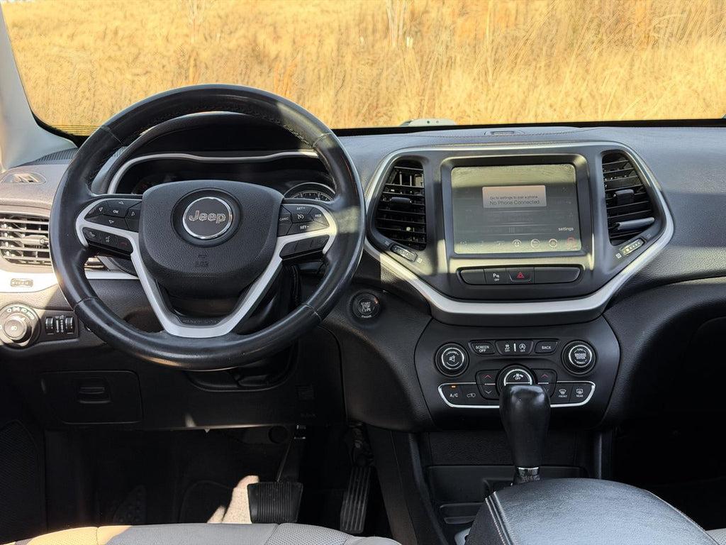 Jeep Cherokee Limited V6 - Thumbnail 11