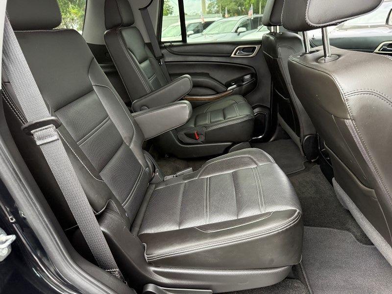 GMC Yukon Denali - Thumbnail 16