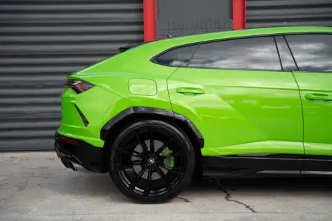 Lamborghini Urus Pearl Capsule - Thumbnail 6