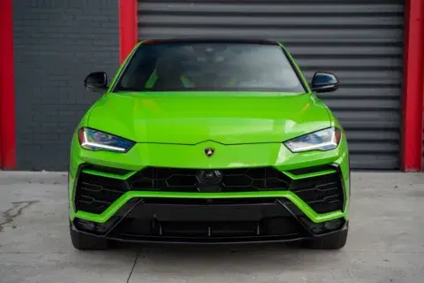 Lamborghini Urus Pearl Capsule - Thumbnail 4