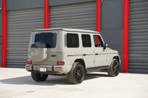 Mercedes-Benz G-Class G 580 - Thumbnail 4
