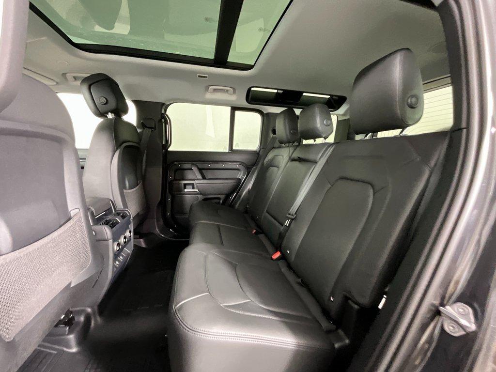 Land Rover Defender 110 X-Dynamic Se Awd 4D Sport Utility - Thumbnail 6