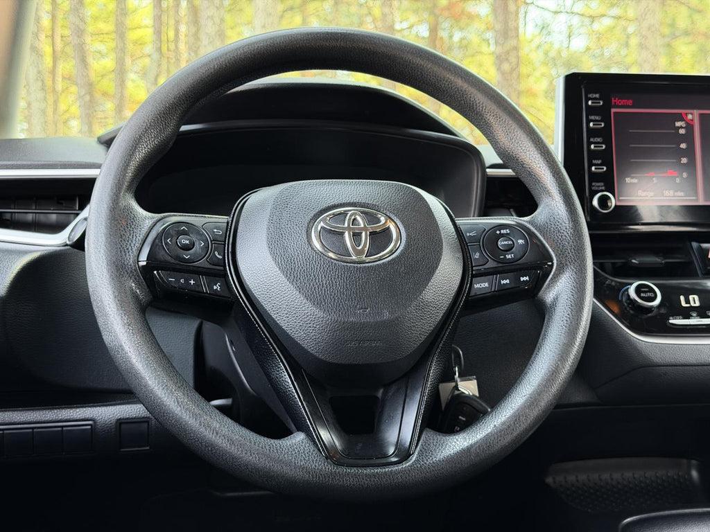 Toyota Corolla Le - Thumbnail 10