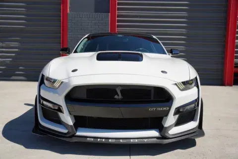 Ford Mustang Shelby Gt500 - Thumbnail 4