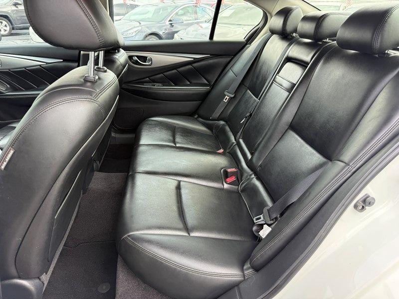 Infiniti Q50 3.0T Luxe - Thumbnail 15