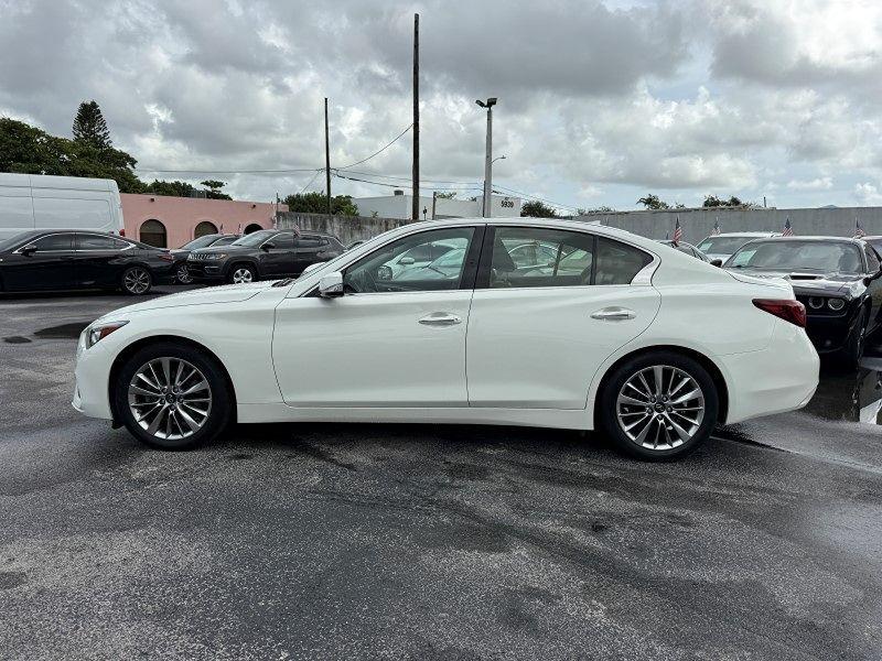 Infiniti Q50 3.0T Luxe - Thumbnail 9