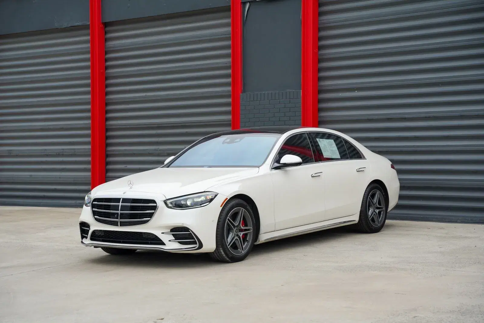 Mercedes-Benz S-Class S 580 - View 1