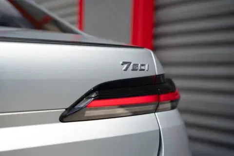 BMW 7 Series 760I Xdrive - Thumbnail 5