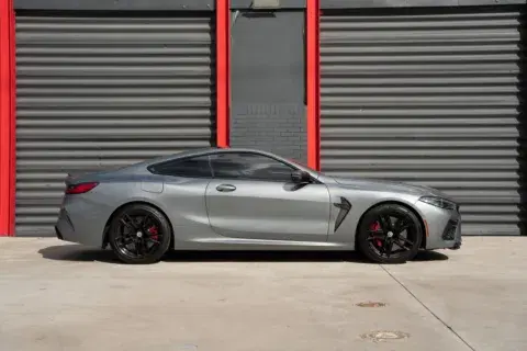 BMW M8 Competition - Thumbnail 6