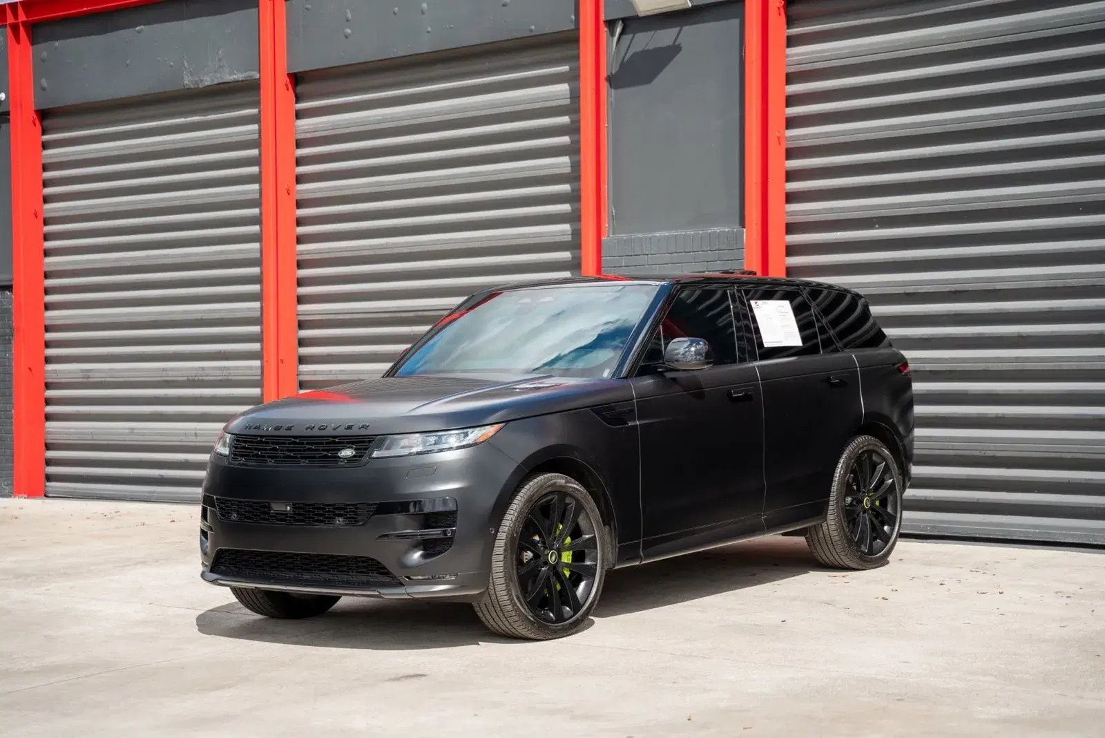 Land Rover Range Rover Sport Dynamic Se - View 1