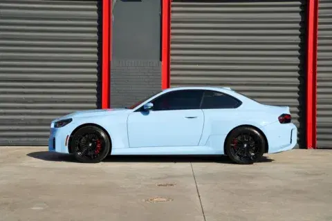 BMW M2 - Thumbnail 3