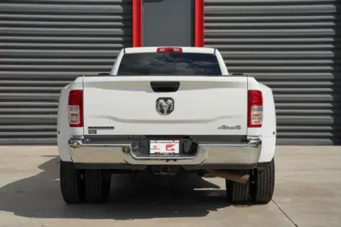Ram 3500 Big Horn - Thumbnail 5