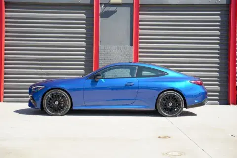 Mercedes-Benz Cle 300 - Thumbnail 3