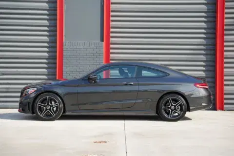 Mercedes-Benz C-Class C 300 - Thumbnail 5