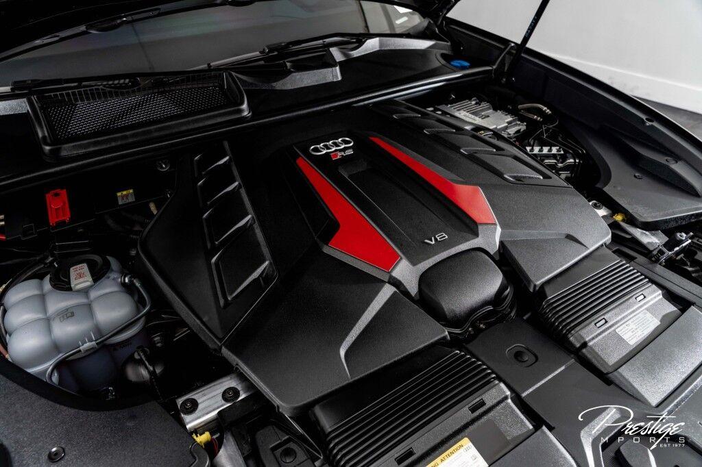 Audi RS Q8 - Thumbnail 5