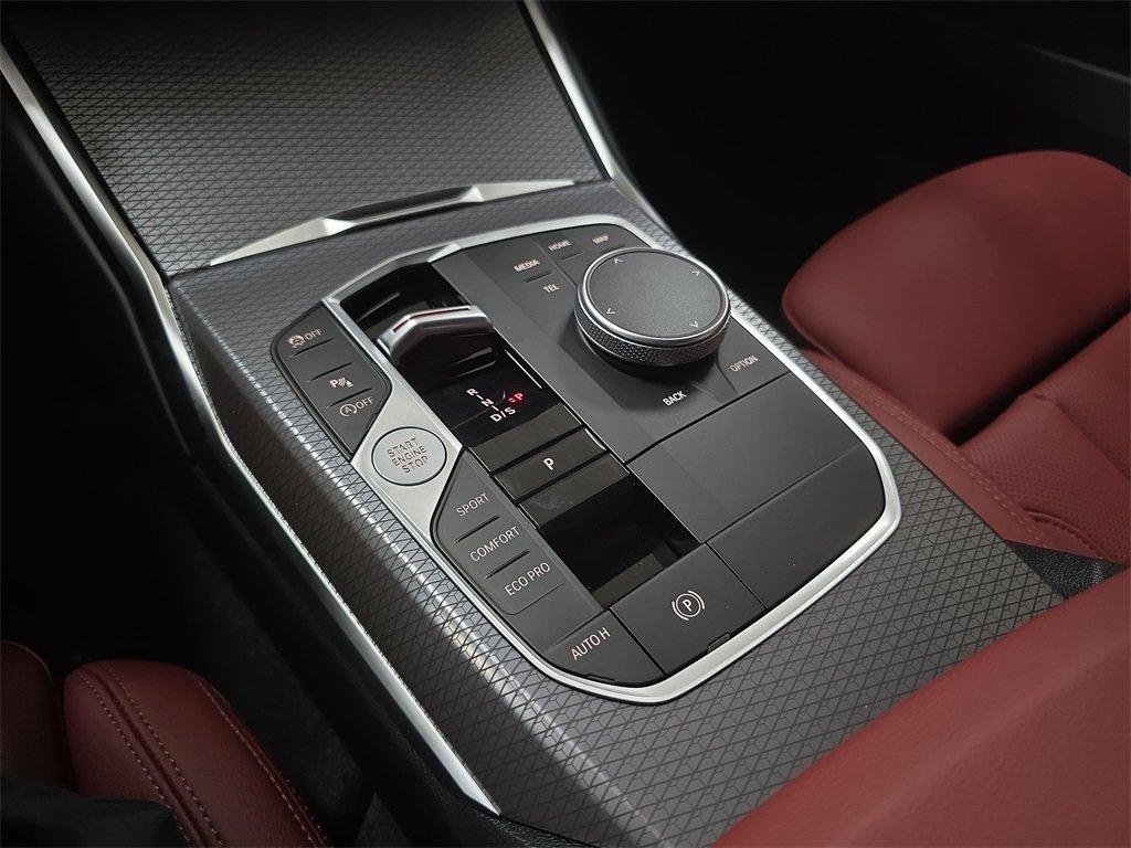 BMW 3 Series 330I Rwd 4D Sedan - Thumbnail 19