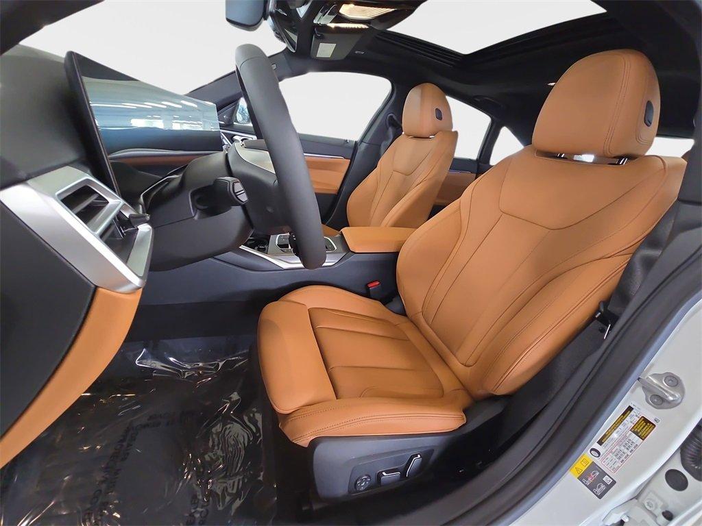 BMW I4 Edrive40 Rwd 4D Hatchback - Thumbnail 11