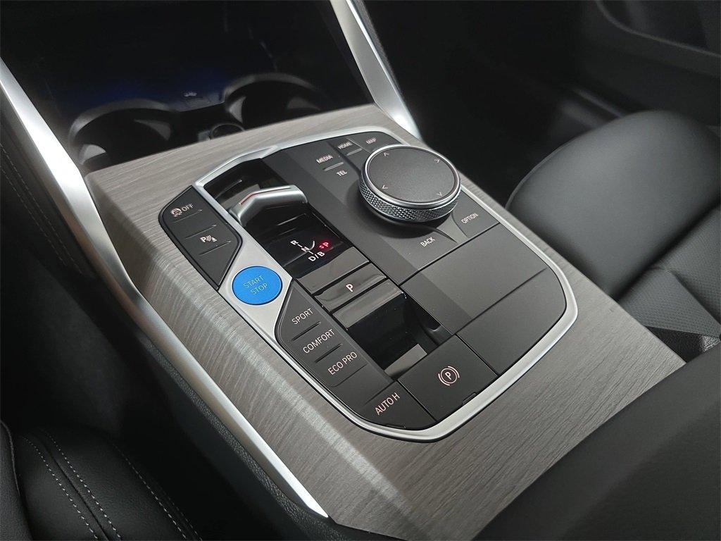 BMW I4 Xdrive40 Awd 4D Hatchback - Thumbnail 20