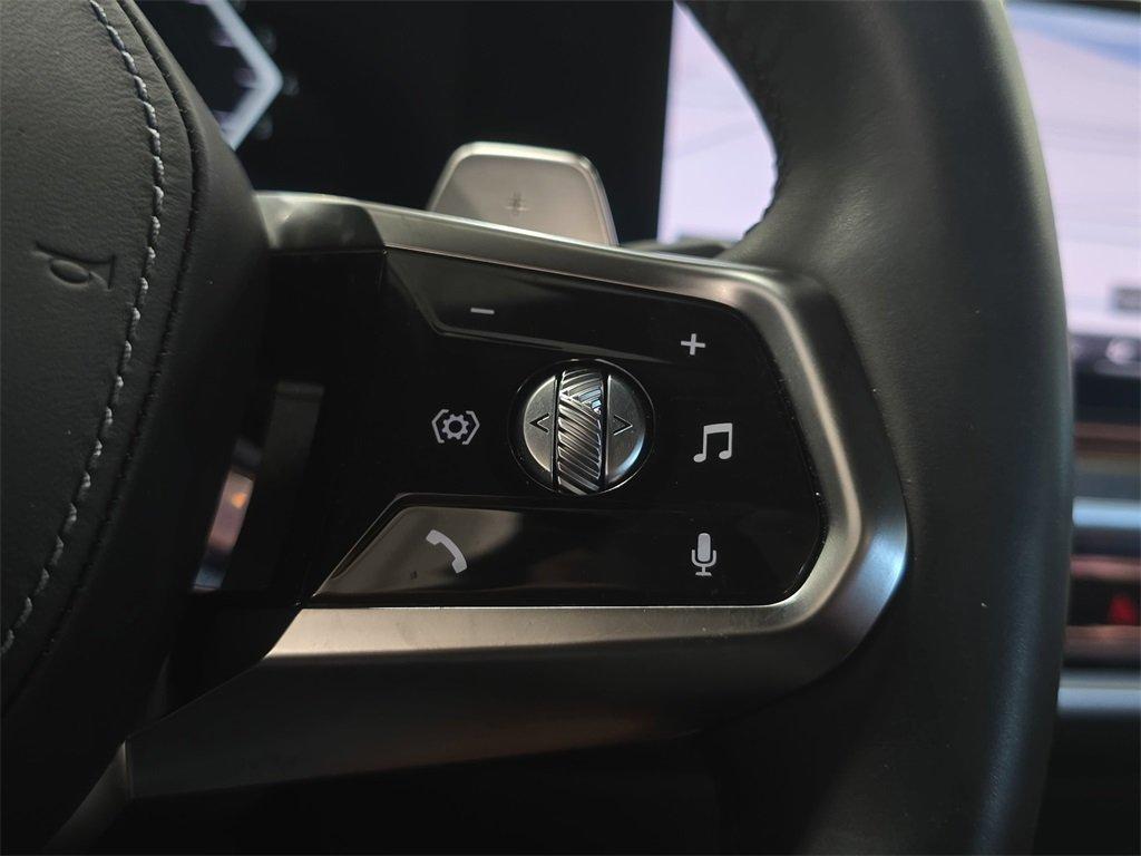 BMW 7 Series 760I Xdrive Awd 4D Sedan - Thumbnail 16