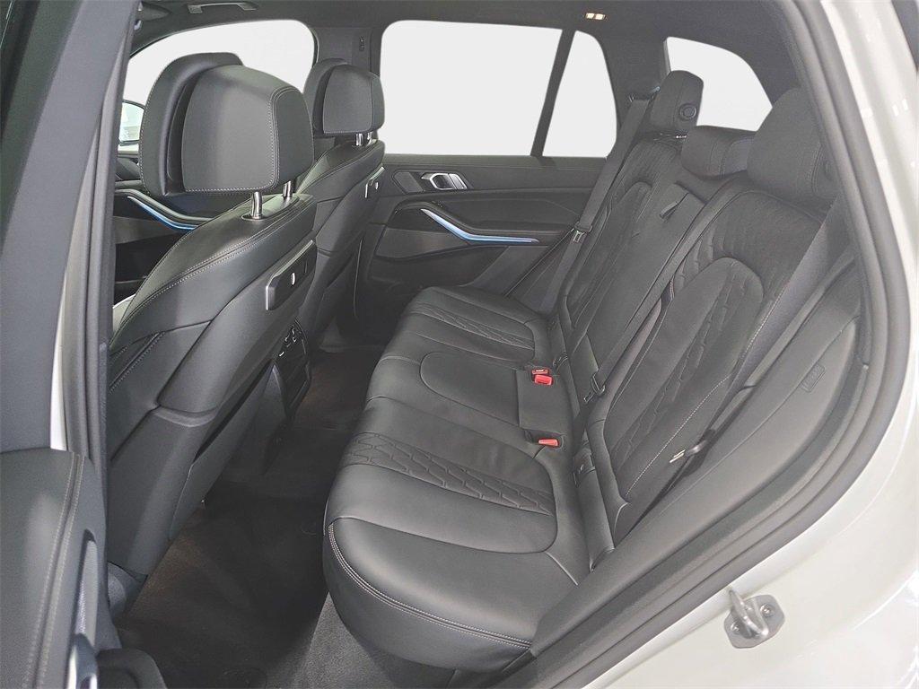 BMW X5 Xdrive50E Awd 4D Sport Utility - Thumbnail 11