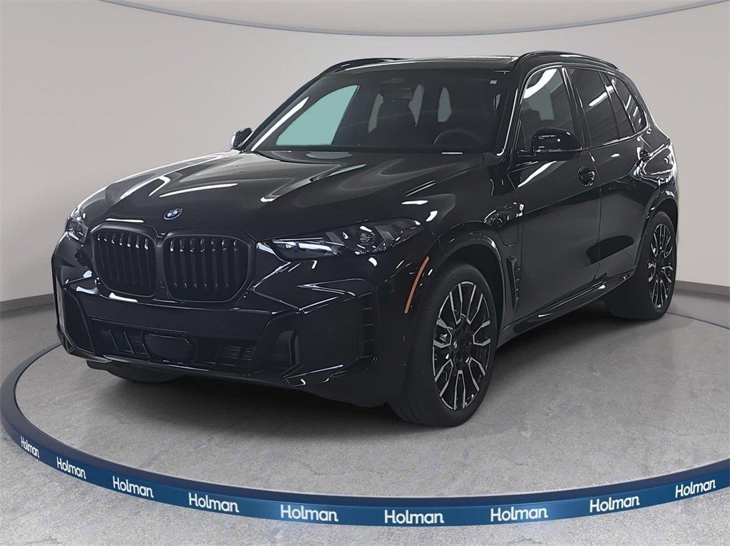 BMW X5 Xdrive50E Awd 4D Sport Utility - Thumbnail 2