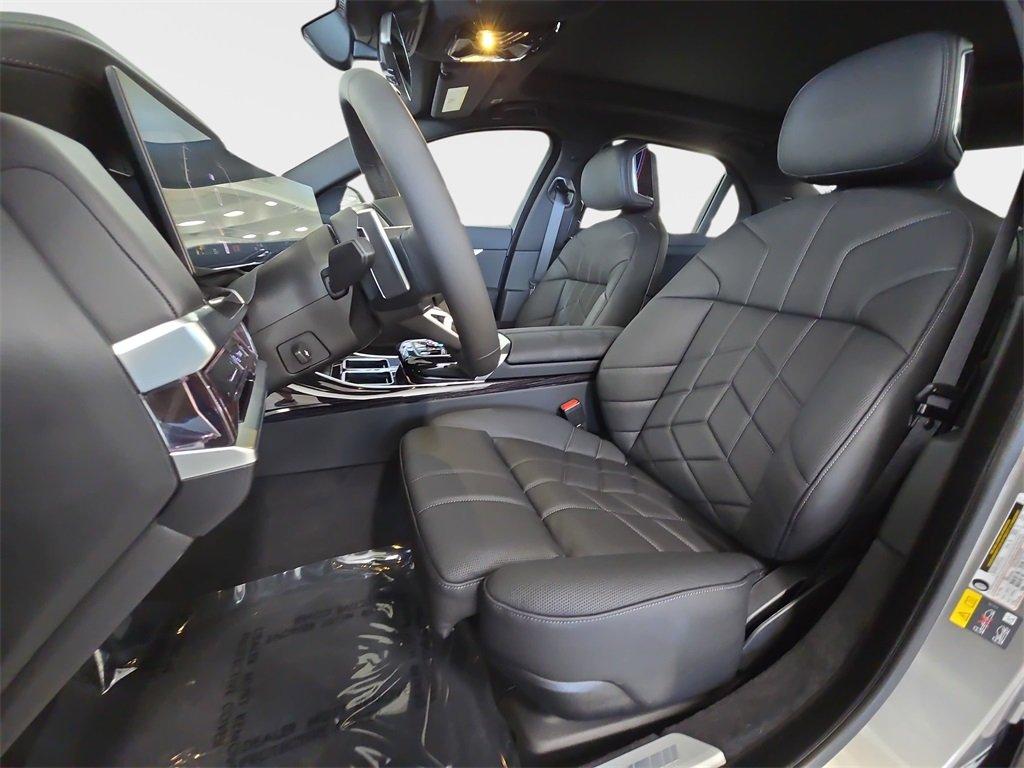 BMW 7 Series 750E Xdrive Awd 4D Sedan - Thumbnail 11