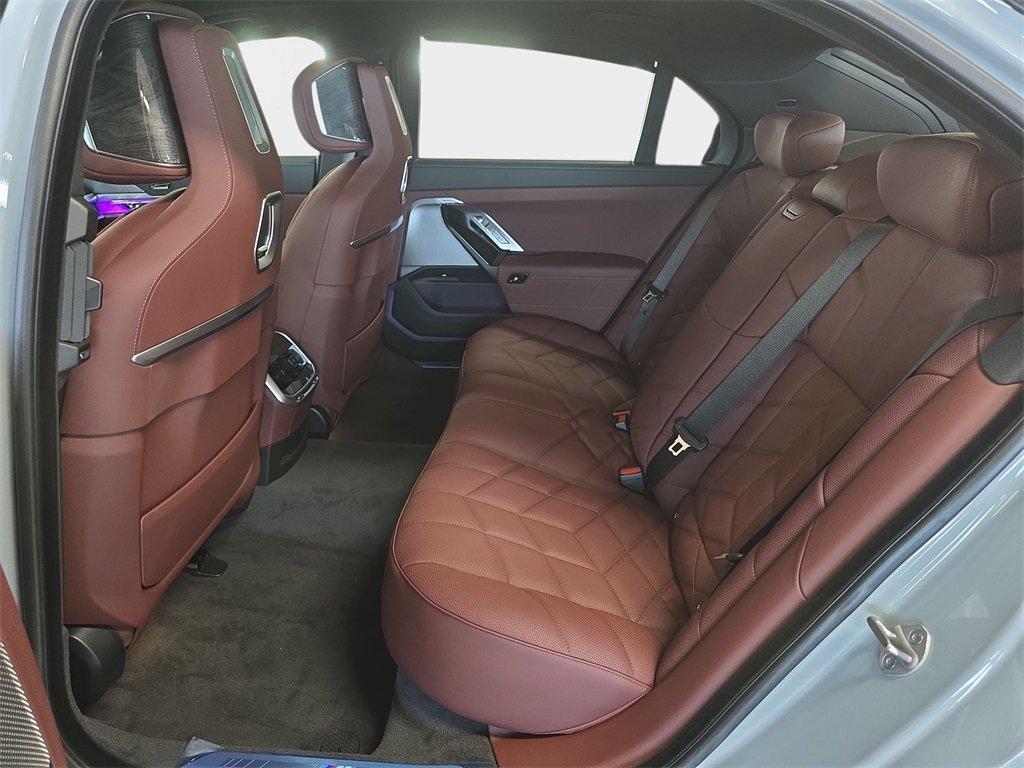BMW 7 Series 750E Xdrive Awd 4D Sedan - Thumbnail 9