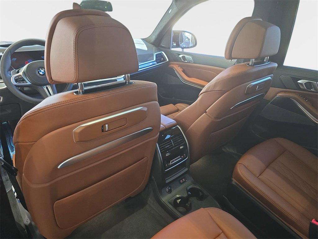 BMW X7 M60I Awd 4D Sport Utility - Thumbnail 10