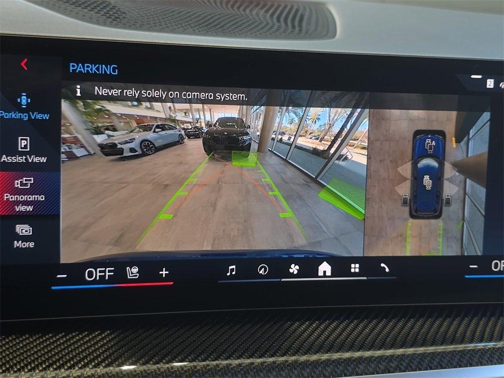 BMW X7 M60I Awd 4D Sport Utility - Thumbnail 18