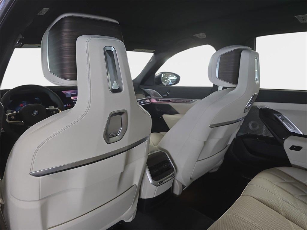 BMW 7 Series 760I Xdrive Awd 4D Sedan - Thumbnail 10