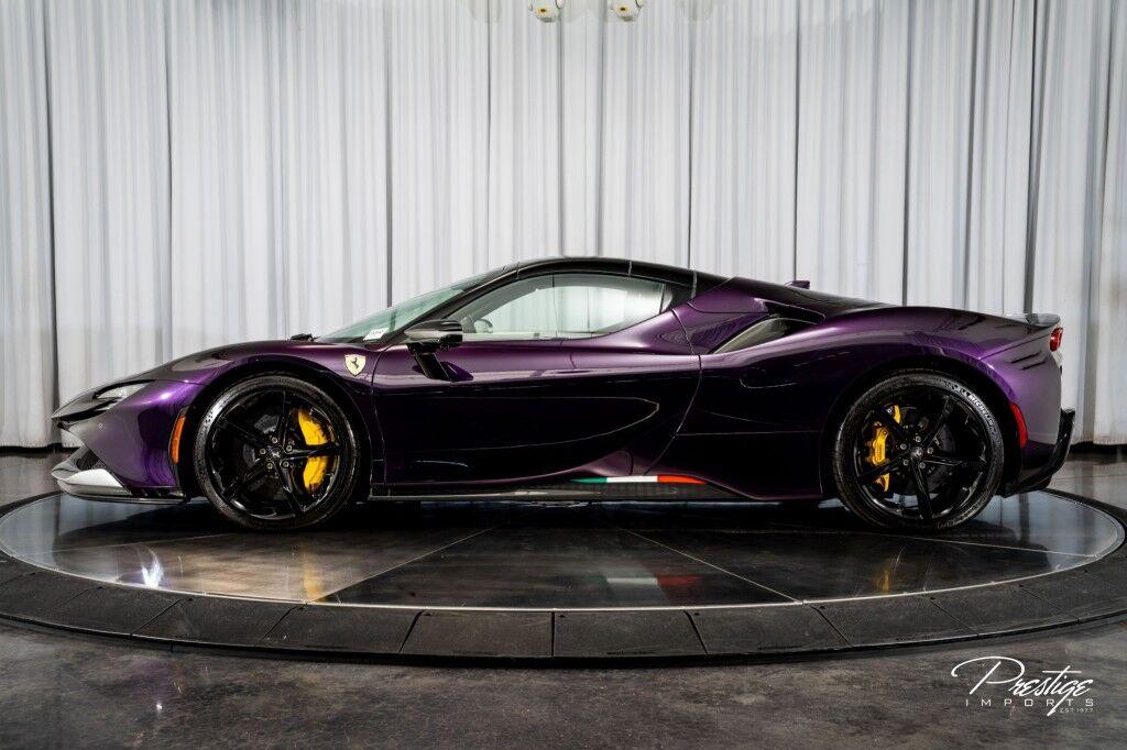 Ferrari SF90 Spider - Thumbnail 17