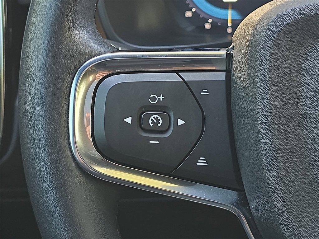 Volvo C40 Recharge Pure Electric Ultimate Awd 4D Sport Utility - Thumbnail 18