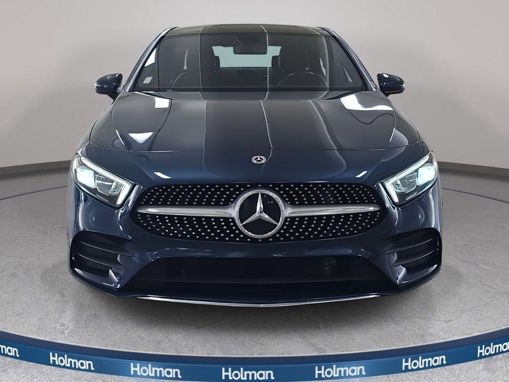 Mercedes-Benz A 220 Fwd 4D Sedan - Thumbnail 4