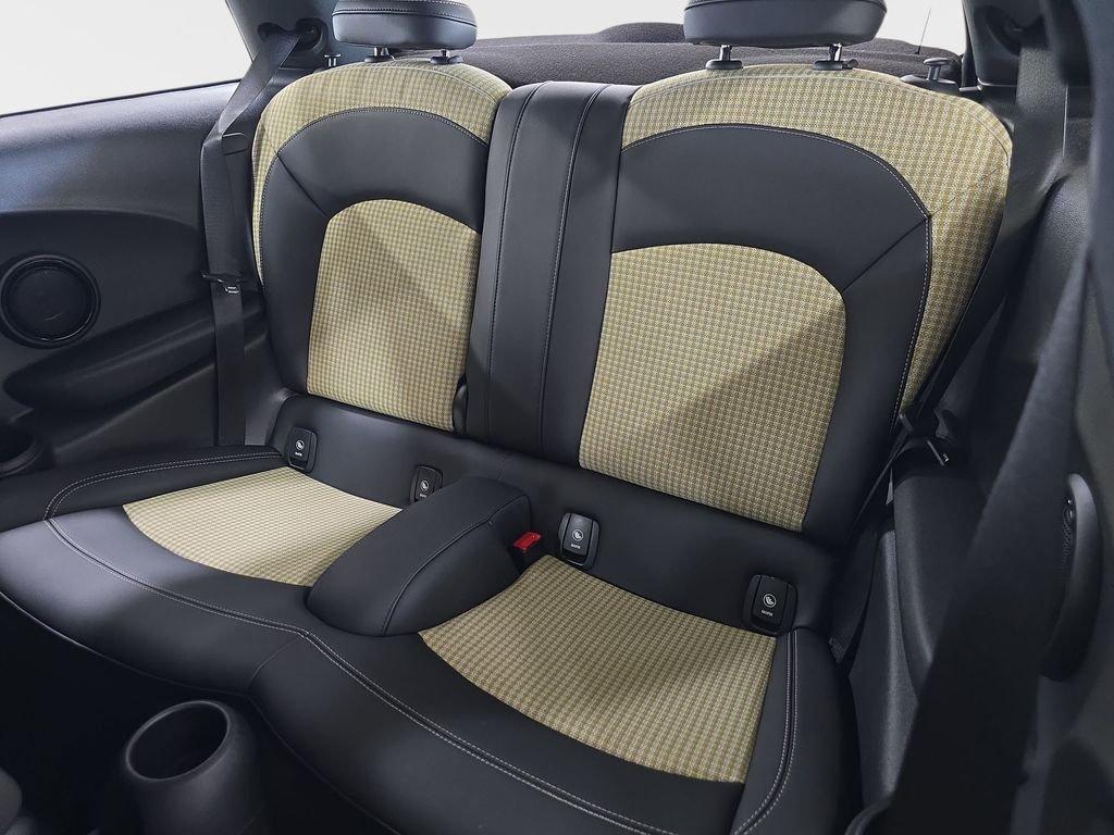 MINI Cooper S Iconic Fwd 2D Hatchback - Thumbnail 14