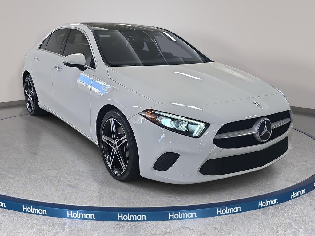 Mercedes-Benz A 220 Fwd 4D Sedan - Thumbnail 5