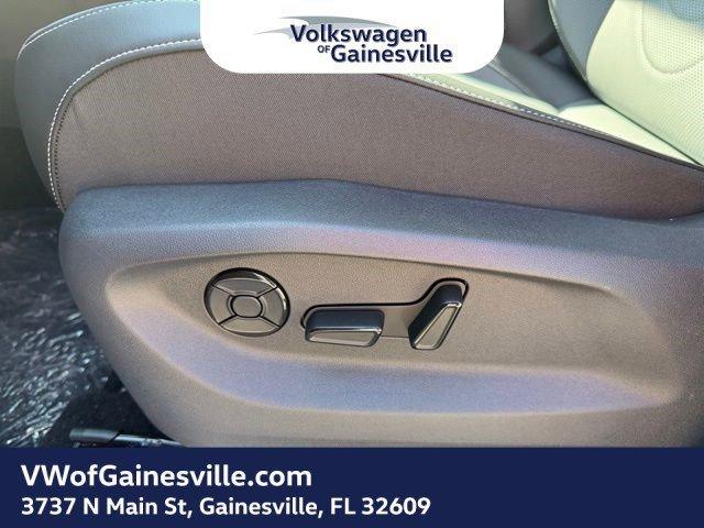 Volkswagen Tiguan Se Fwd Sport Utility - Thumbnail 14